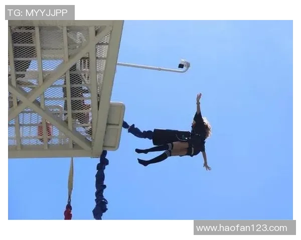 极限运动的魅力与挑战：深入杭州极限运动队的默契合作与训练揭秘